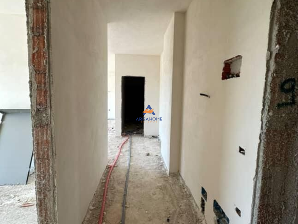SHITET APARTAMENT 2+1+2 BALLKONE "TEK BULEVARDI I RI" 155.000 EURO.