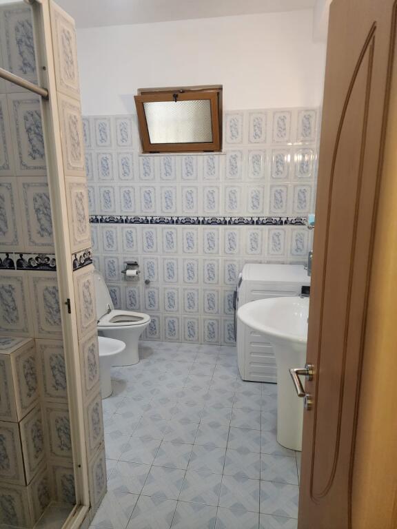 JEPET ME QERA SUPER APARTAMENT 1+1 NE VOLLGA DURRES