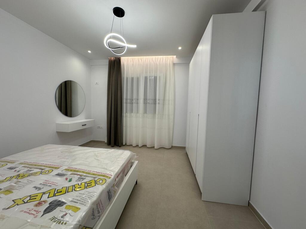 APARTAMENT 1+1 ME QIRA | I Pa Banuar Me Pare |  Sauk