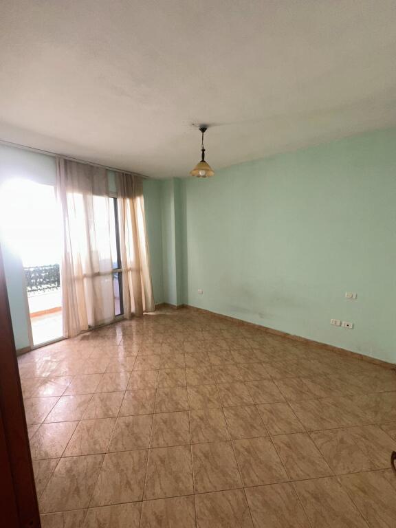 💶 80.000 EURO 1+1+Ballkon📍Hotel Adriatik, Lagja 13,Durres