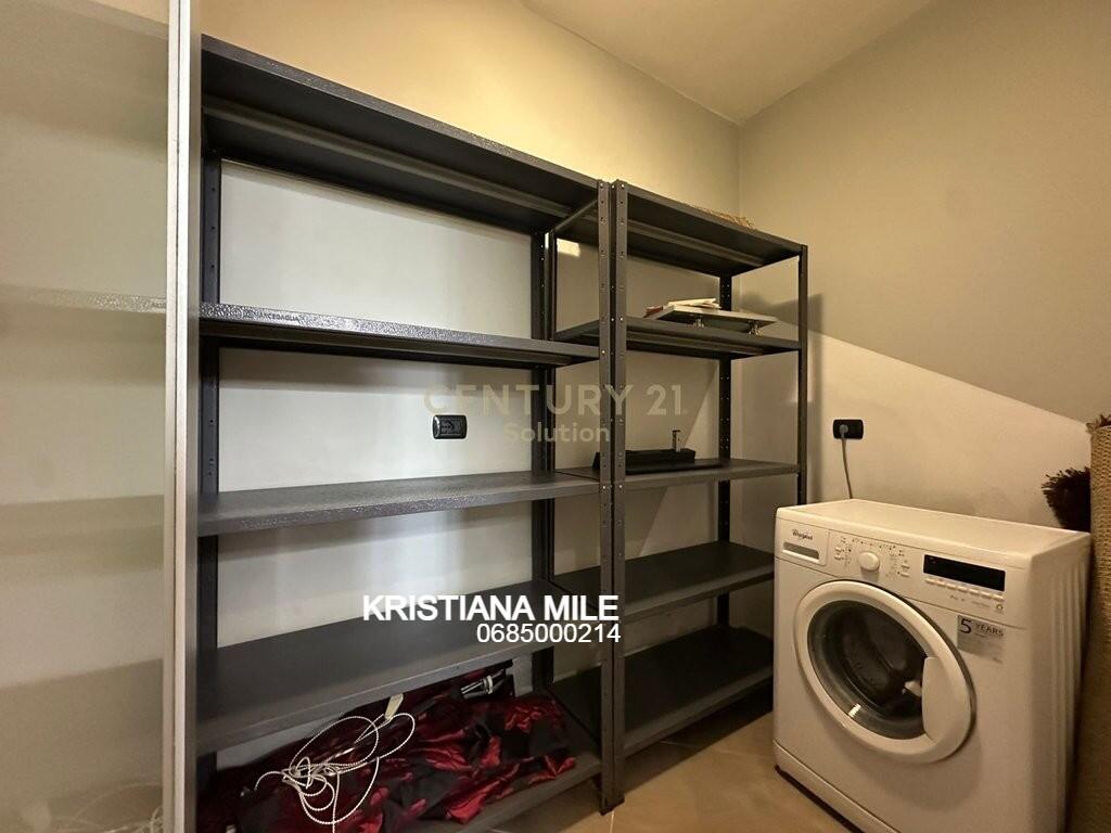 KOPSHTIT BOTANIK ZOOLOGJIK, APARTAMENT 2+1 PER QIRA
