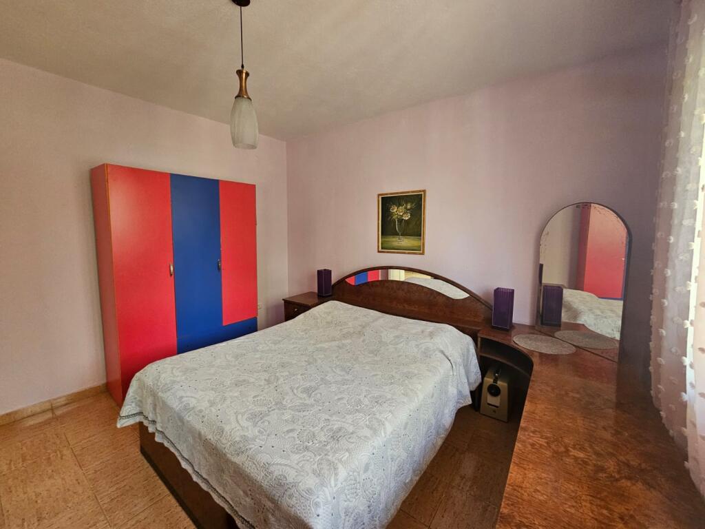 Casa privata in affitto ad Astir!