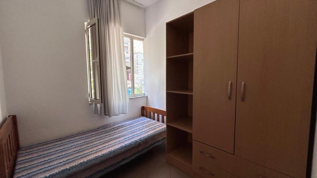 Jepet Me Qera Apartament 2+1+1 Ballkon