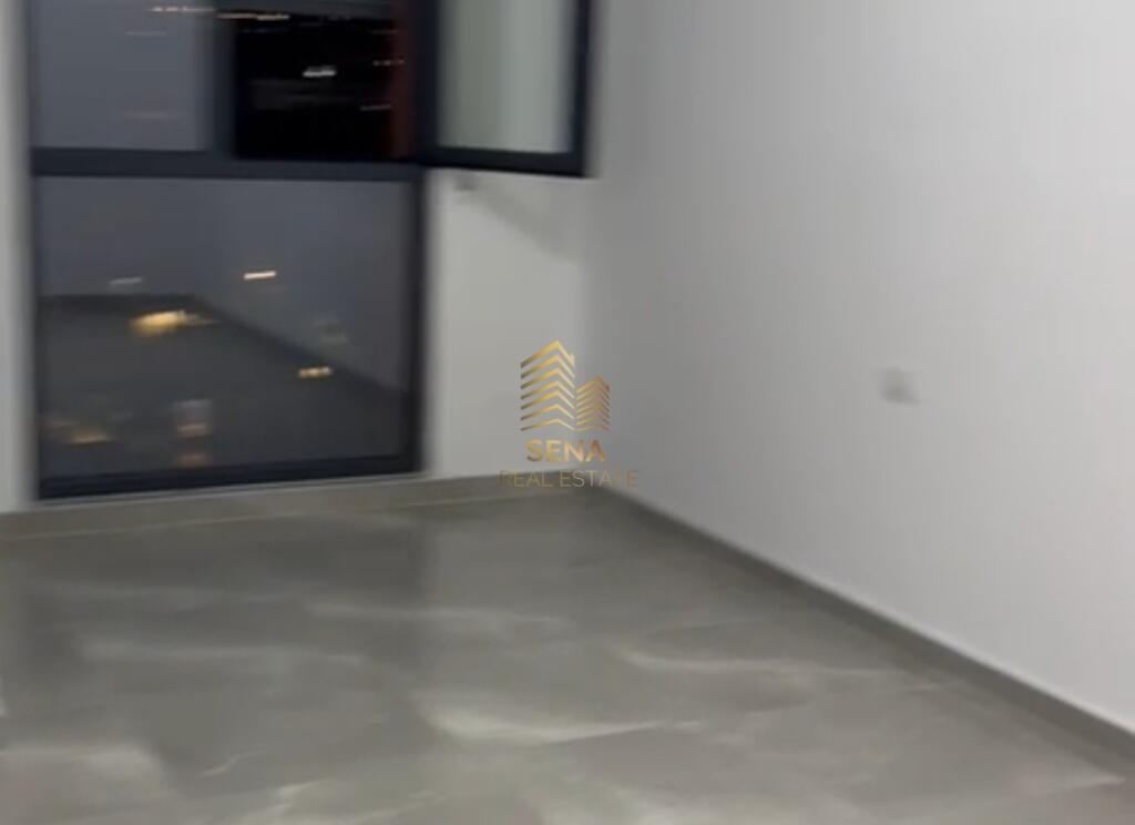 Affitto, Appartamento 1+1+balcone, Parzialmente Arredato, Via Kongresi i Manastirit, 350 Euro/mese
