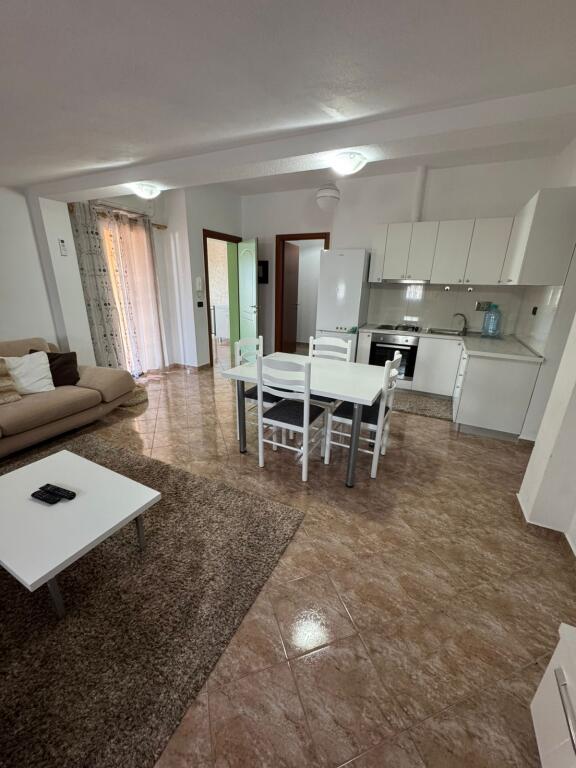 2+1, furnished, in Sauk te Ri near Hotel Baroni