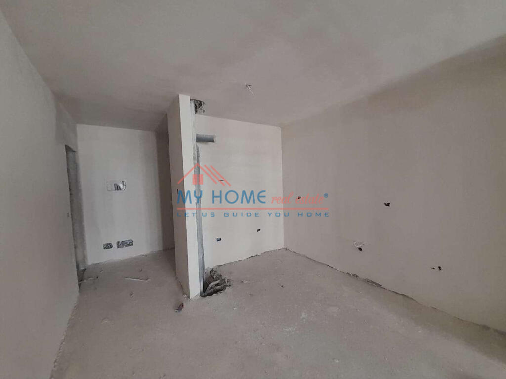 Apartament 1+1 ne Shitje te Ish Fusha e Aviacionit Tirane