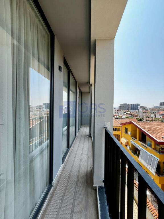 Jepet me qera apartament 2+1 te Rruga Riza Cerova