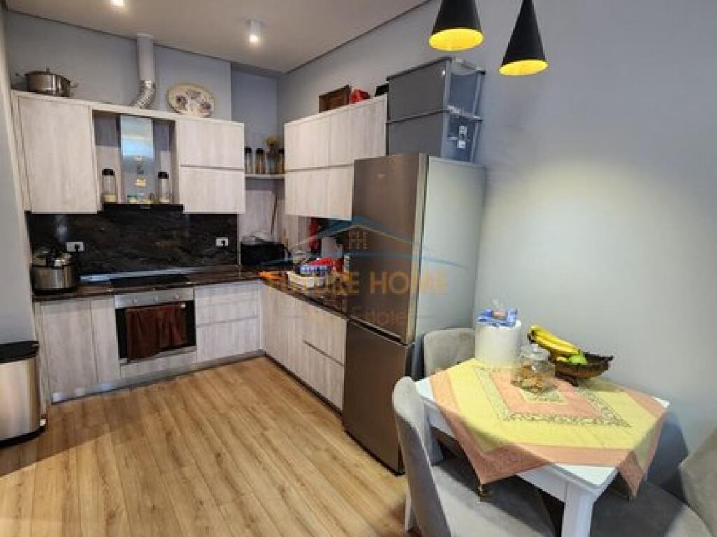 Shitje, Apartament 1+1+Post parkimi , Kompleksi Deliorgji, Tiranë.