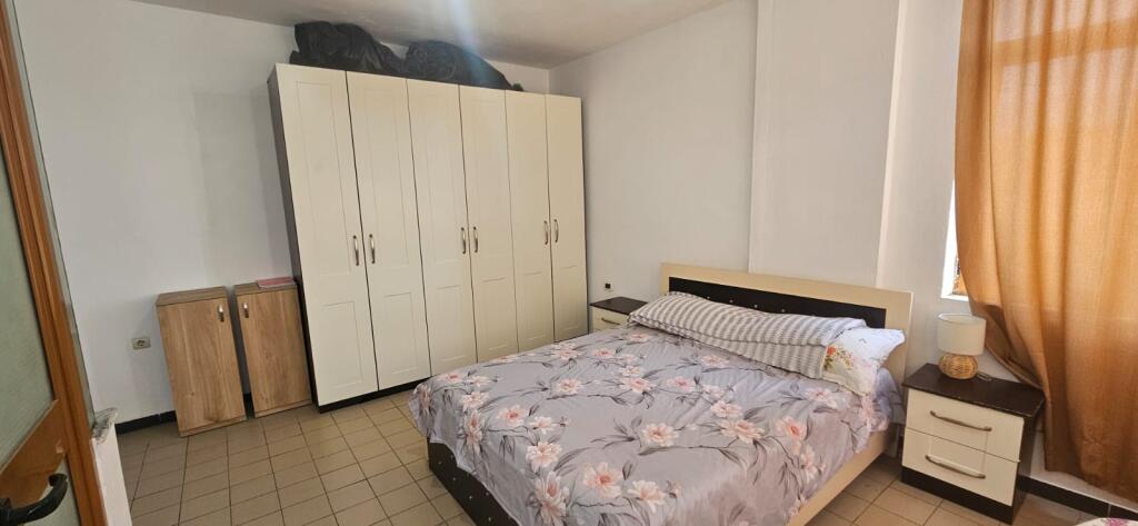 APARTAMENT 1+1+BALLKON PER QERA