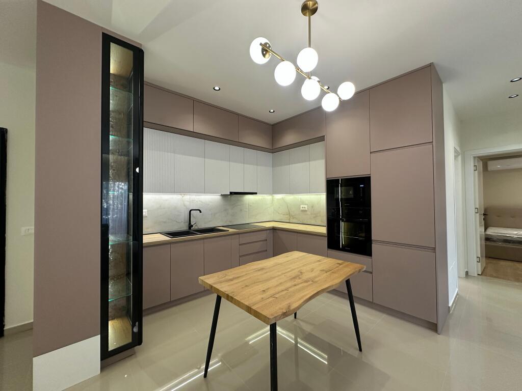 APARTAMENT 2+1+2 ME POST PARKIMI | ME QIRA | LIQENI I FARKËS
