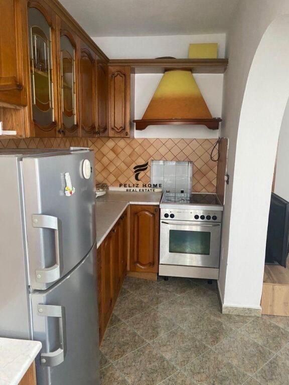 SHITET APARTAMENT 2+1 TREGU ELEKTRIK 131.600 EURO