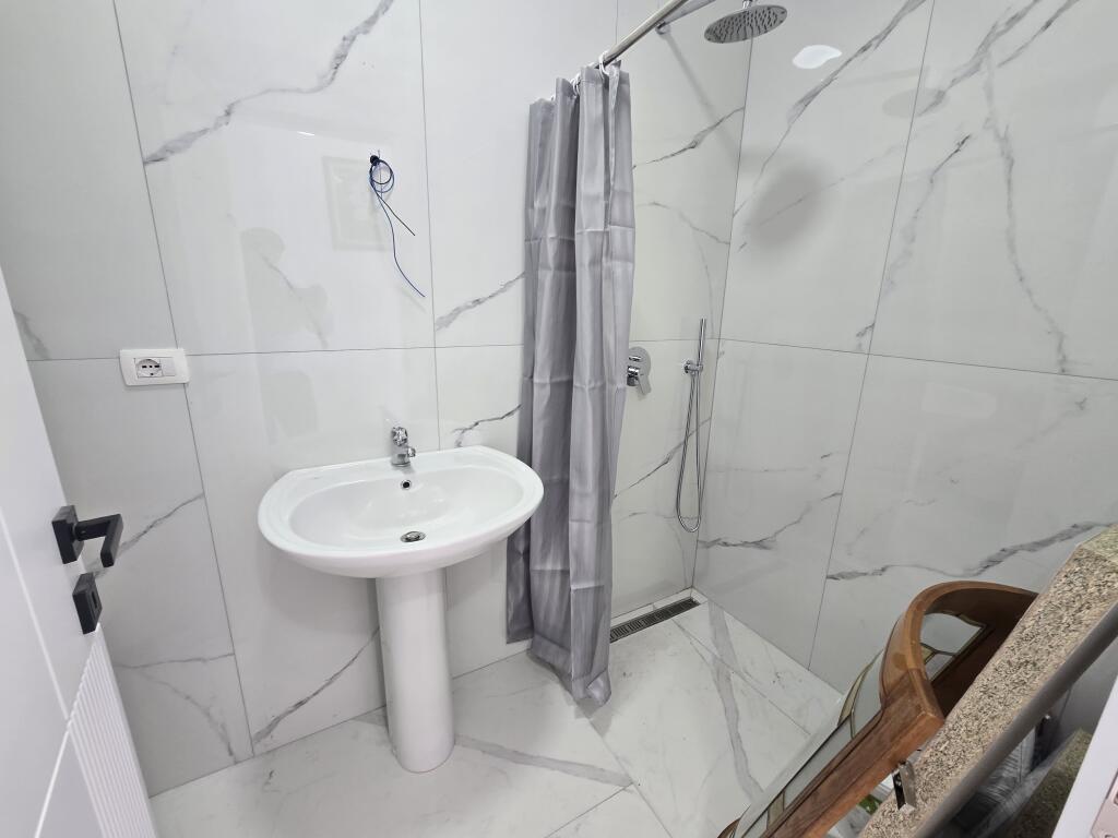 Apartament 2+1+2+Ballkon me Qira 600€* 5 Maji