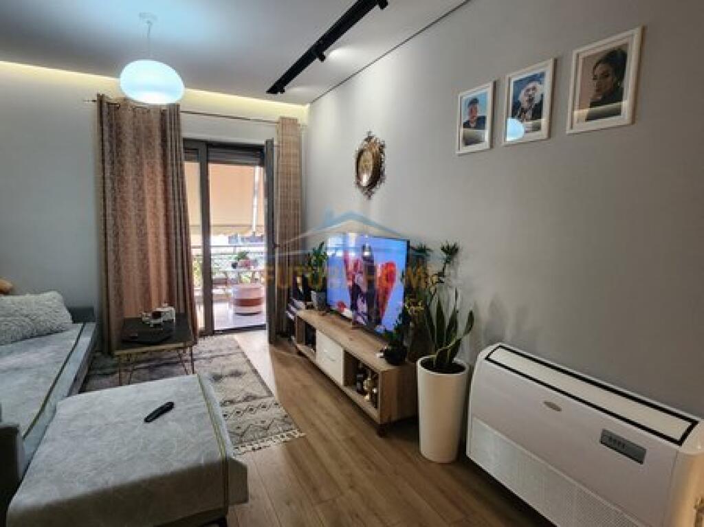 Shitje, Apartament 1+1+Post parkimi , Kompleksi Deliorgji, Tiranë.