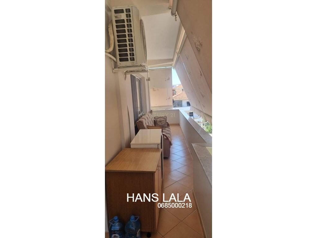 Apartament 2+1 me Qira – Zogu i Zi, Kati i 4-t, Vilë Private.