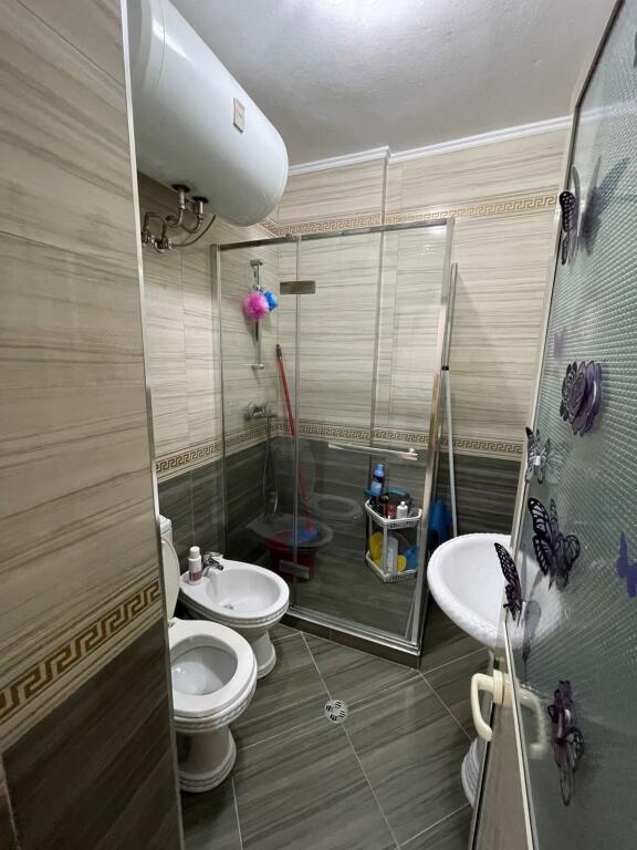 2+1 apartment for rent at 21 Dhjetori