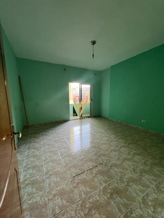 VENDESI APPARTAMENTO 3+2+2BLK A KOMUNA E PARISIT 265.800 EURO