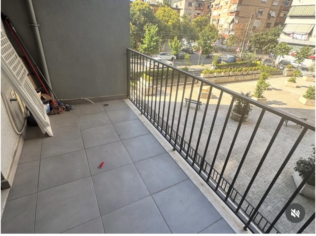 1+1,i mobiluar luks,te mine peza,cmimi 600 euro