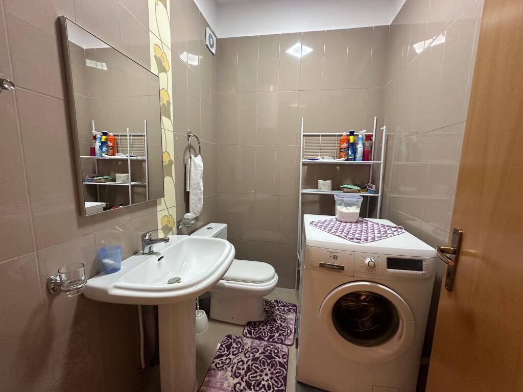 Apartment 2+1+2 Parking Space – For Rent 📍 Liqeni i Thate / Kapiten Mir Zoti