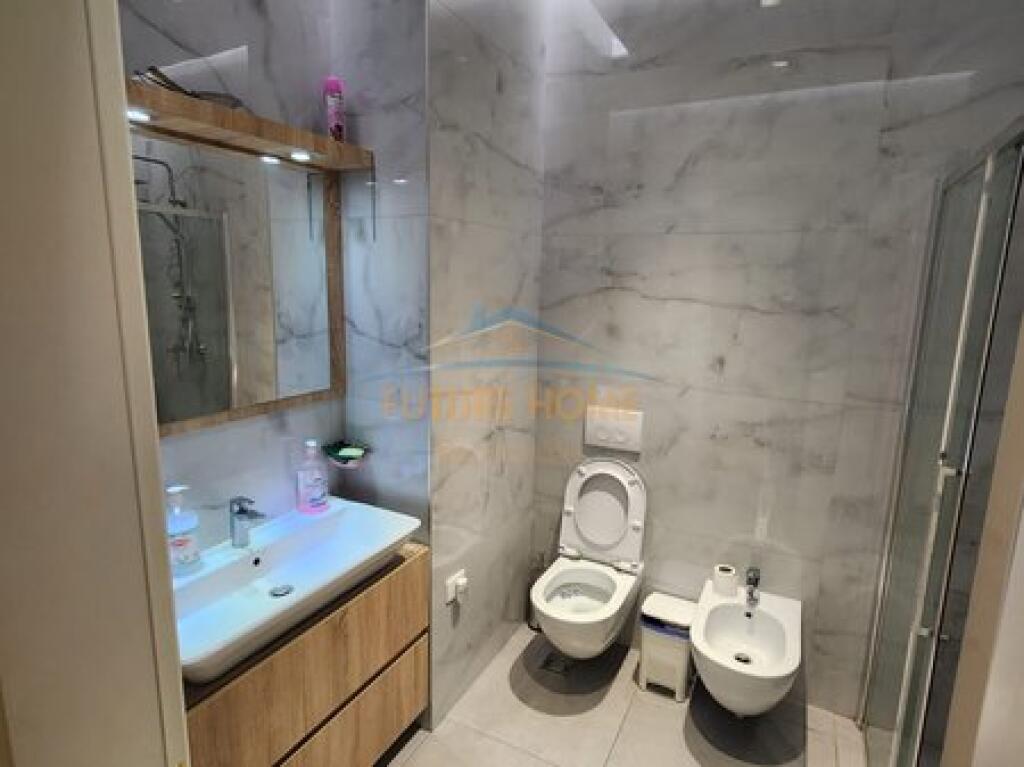 Shitje, Apartament 1+1+Post parkimi , Kompleksi Deliorgji, Tiranë.