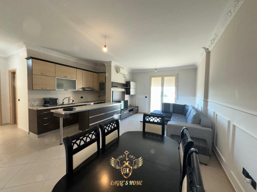 VENDESI Appartamento📍Vila Zogut📲