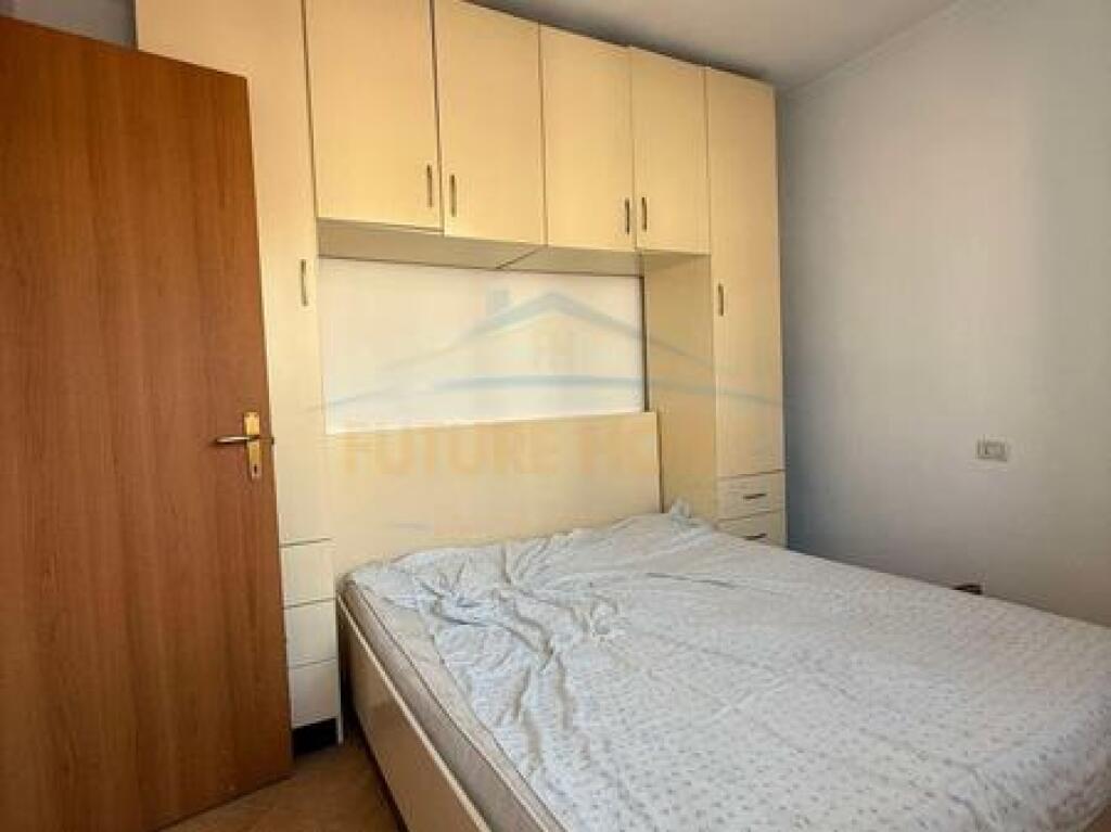 Shitet Apartament 2+1, Yzberisht