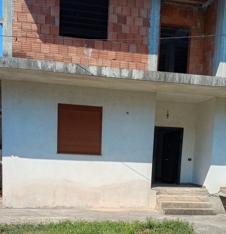 CASA IN VENDITA NEL CENTRO DI KAMEZ