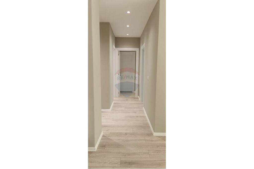 Apartament 2+1 me qera tek Zirkoni!