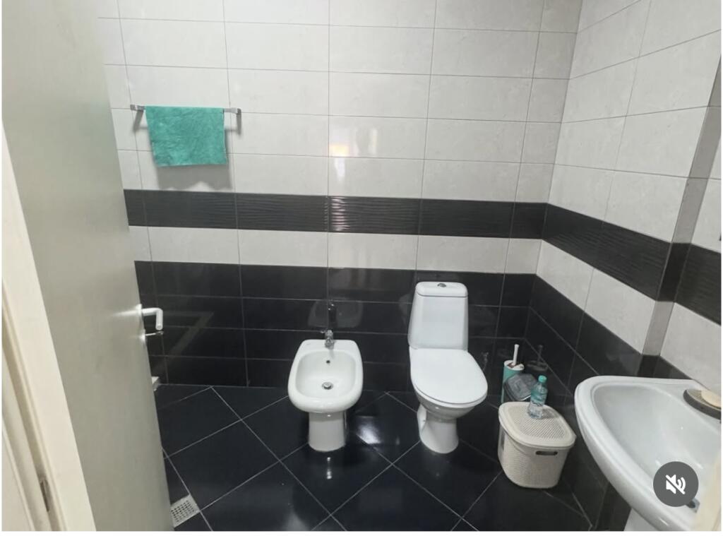 1+1,i mobiluar luks,te mine peza,cmimi 600 euro