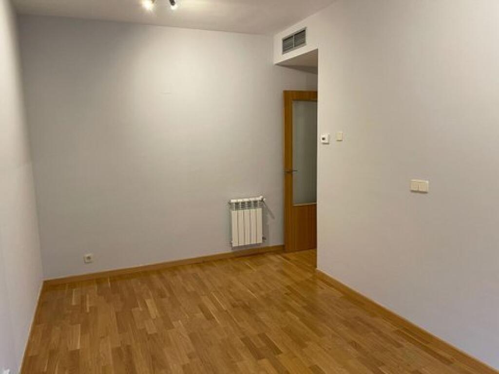 Monolocali in vendita a Myslym Shyr (ID BSHG27) Tirana