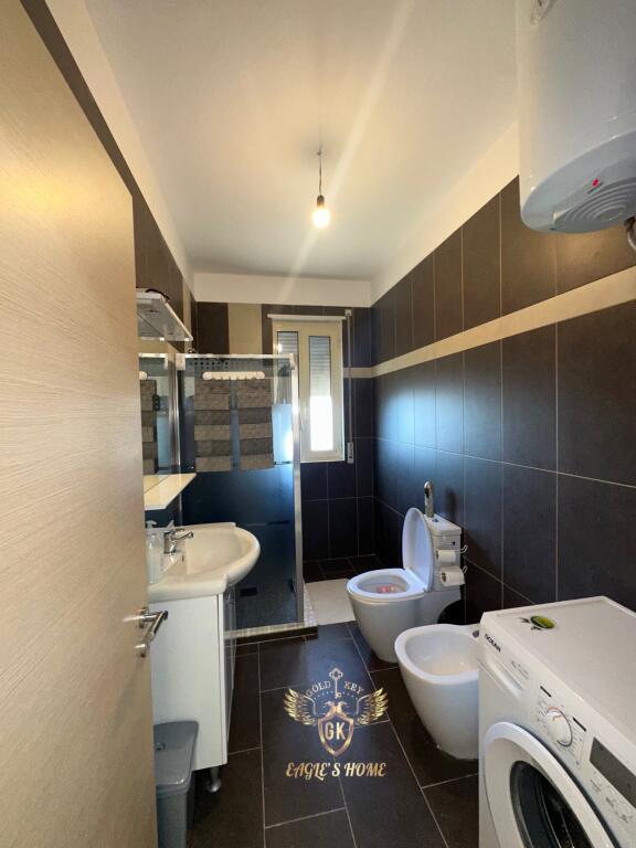 VENDESI Appartamento📍Vila Zogut📲