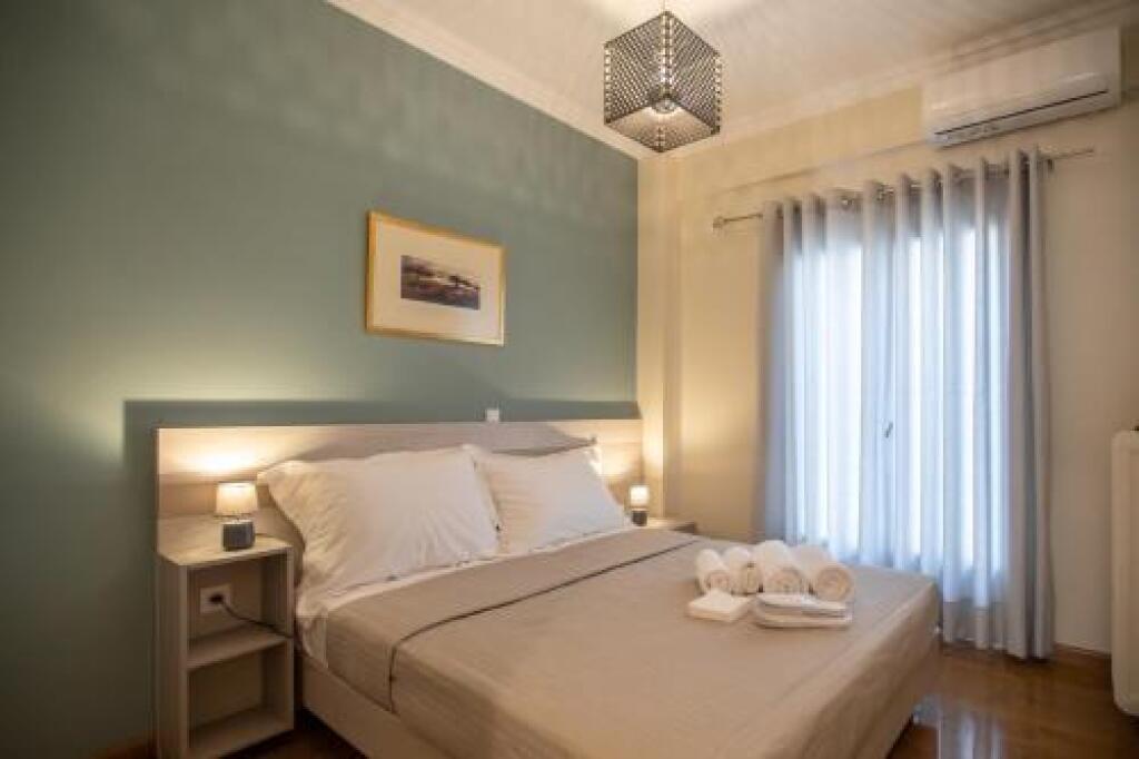 Apartament me qera 2+1+2 Tek Pazari i Ri (ID B2201096)