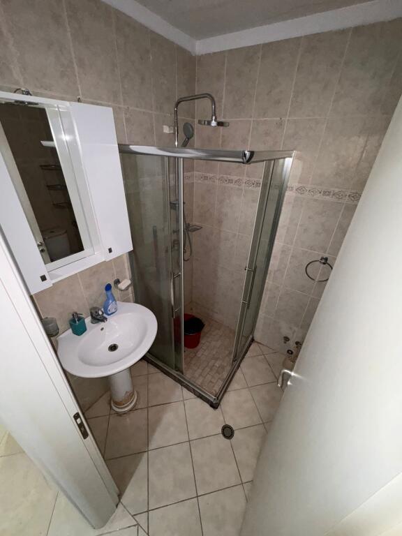 Apartament me Qira 1+1 + Ballkon 📍Rruga Dalip Topi, Prane residences Platea