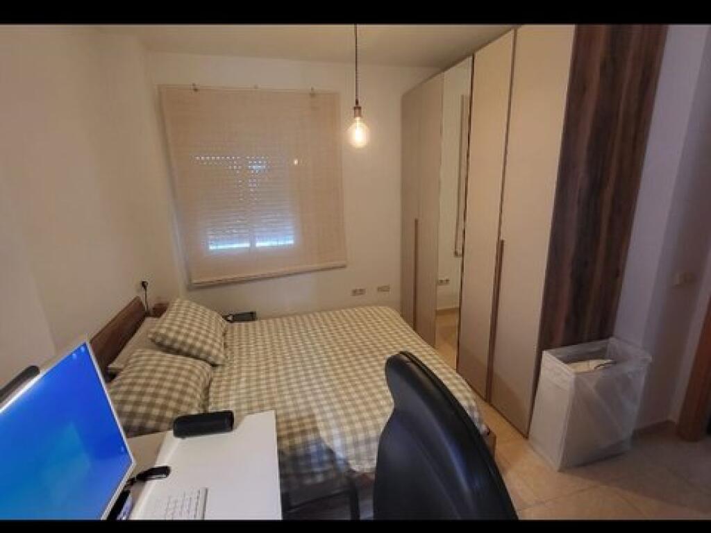 Apartament Me Qera 2+1 Ne Xhamllik (ID B2201384) Tirane