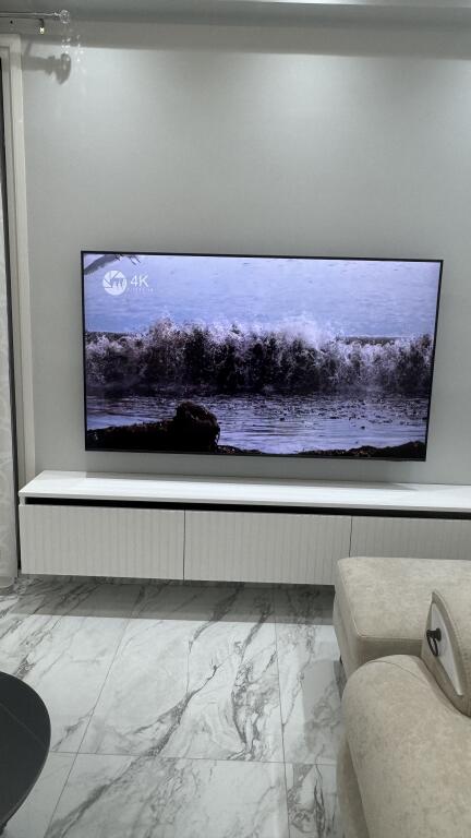 Jepet apartament pran spitalit ne durres