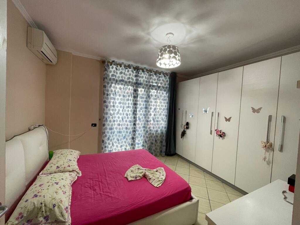 2+1 apartment for rent at 21 Dhjetori