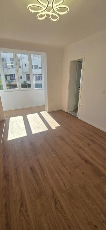 Apartament 1+1 tek Myslym Shyri!