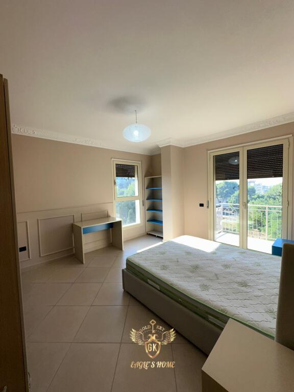 VENDESI Appartamento📍Vila Zogut📲