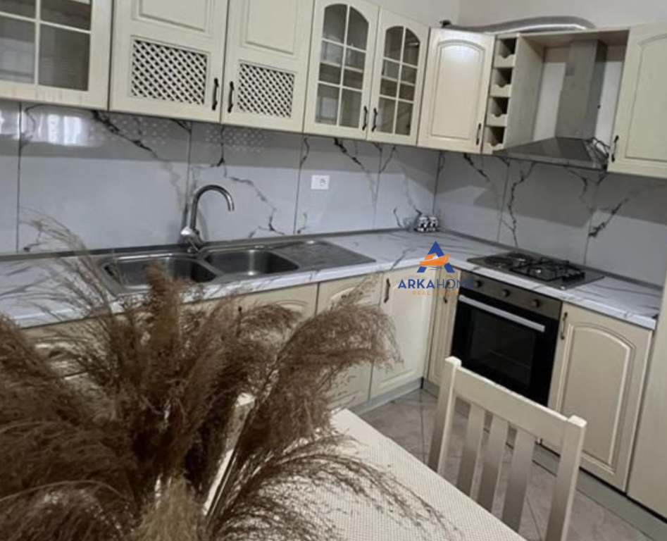 AFFITTASI APPARTAMENTO 2+1 "A FARKE" 300 EURO.