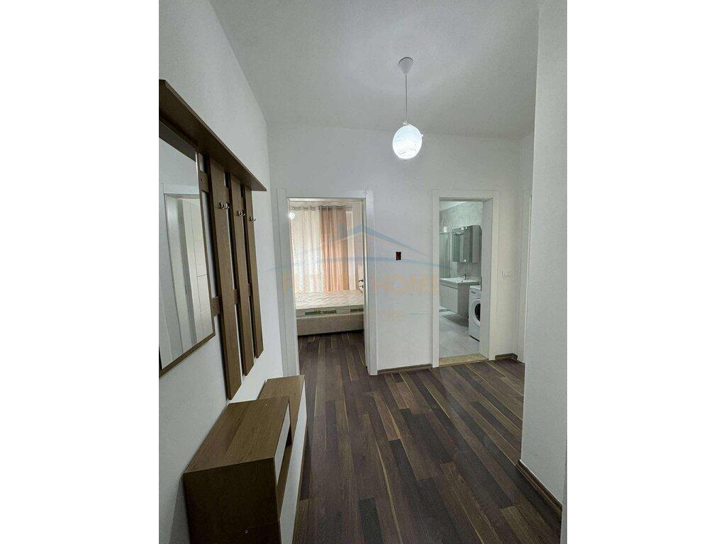 Qera, Apartament 2+1, Komuna e Parisit