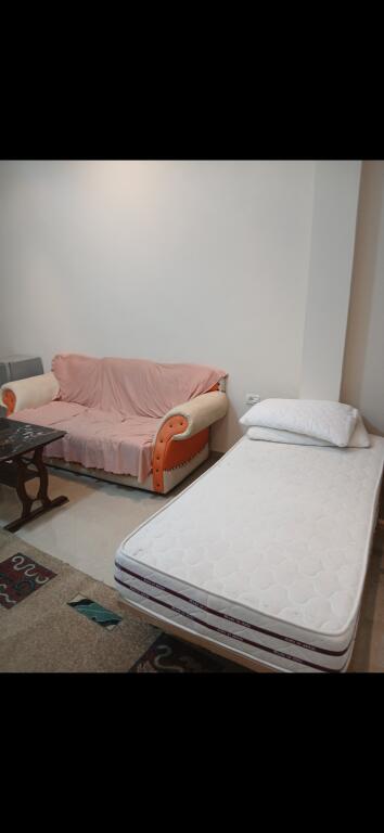 Monolocale in affitto in via Pjeter Budi