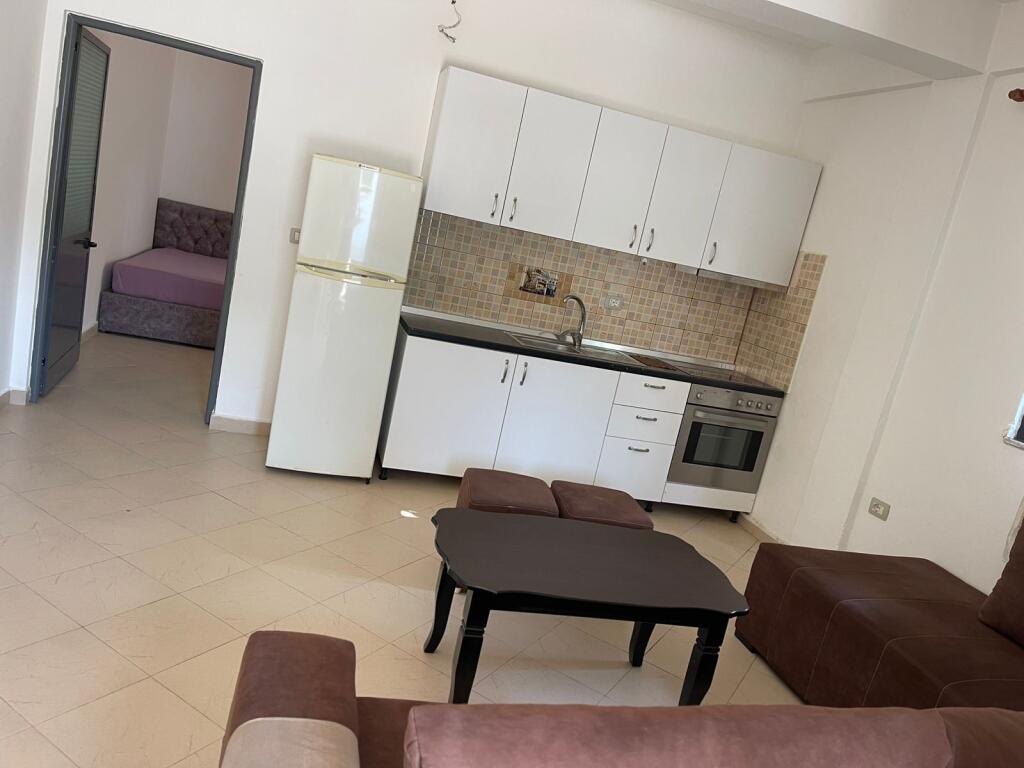 1+1 for rent in Don Bosko for 350€