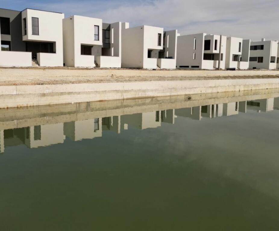 Villa in vendita a Turqoise Marina a Hamallaj