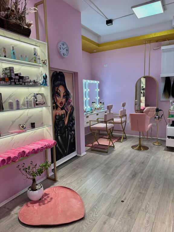 Business Premises Beauty salon for sale