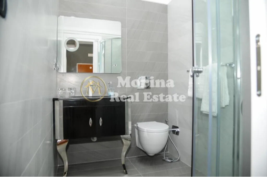 Affitto, Appartamento 2+1+2, Palazzi Agimi, 950 euro/mese.