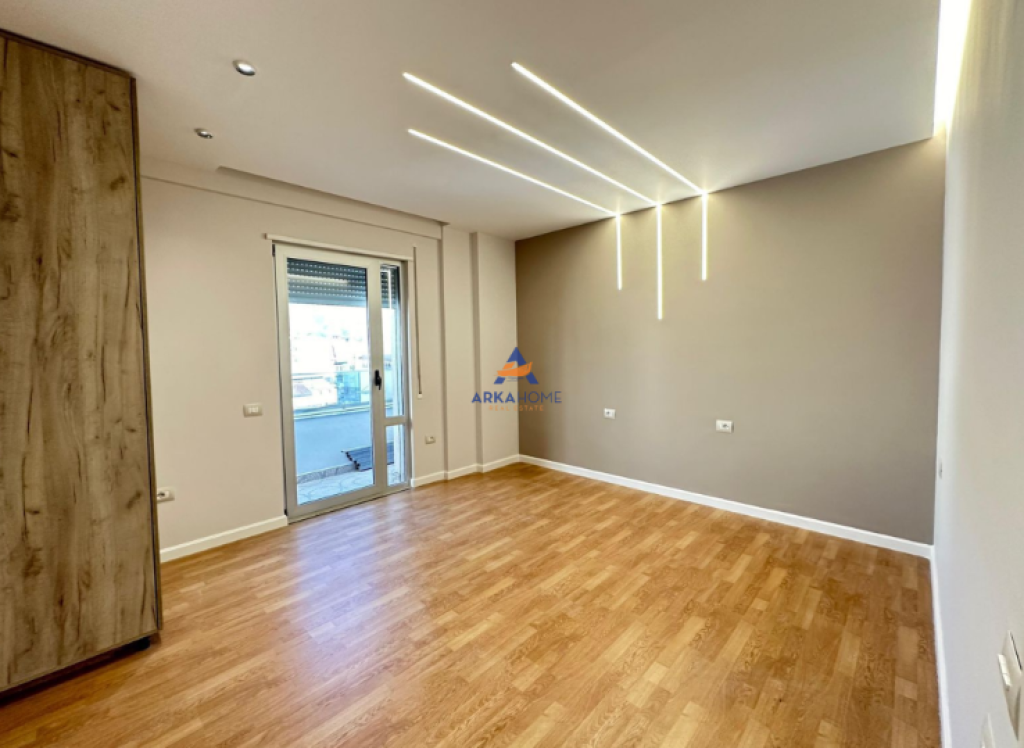 FOR SALE APARTMENT 3+1+2 BALCONIES "NEAR XHAMLLIKU" 260,000 EURO.