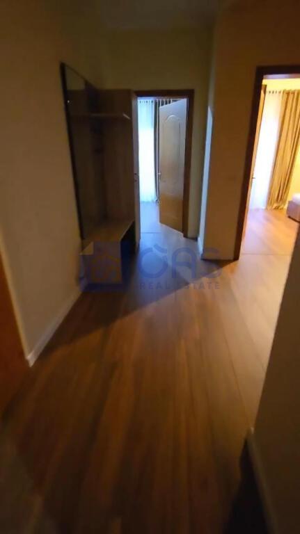 Ingresso in affitto casa privata 2+1 a Kodra e Priftit