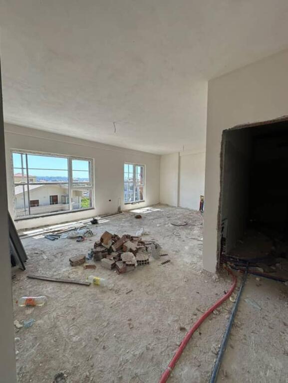 Appartamento 2+1+2 in vendita a Jordan Misja, in fase di completamento