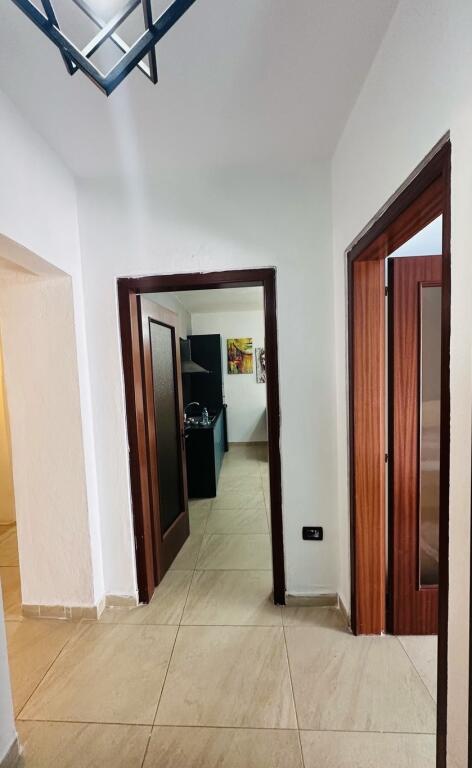 Appartamento 1+1+1 con Balcone in Affitto
