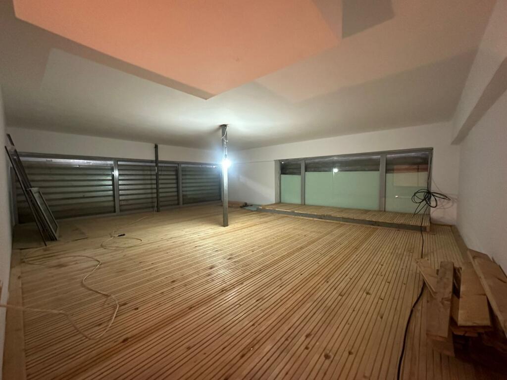 Unit for sale with an area of 29.9 m², first floor, in Yzberisht