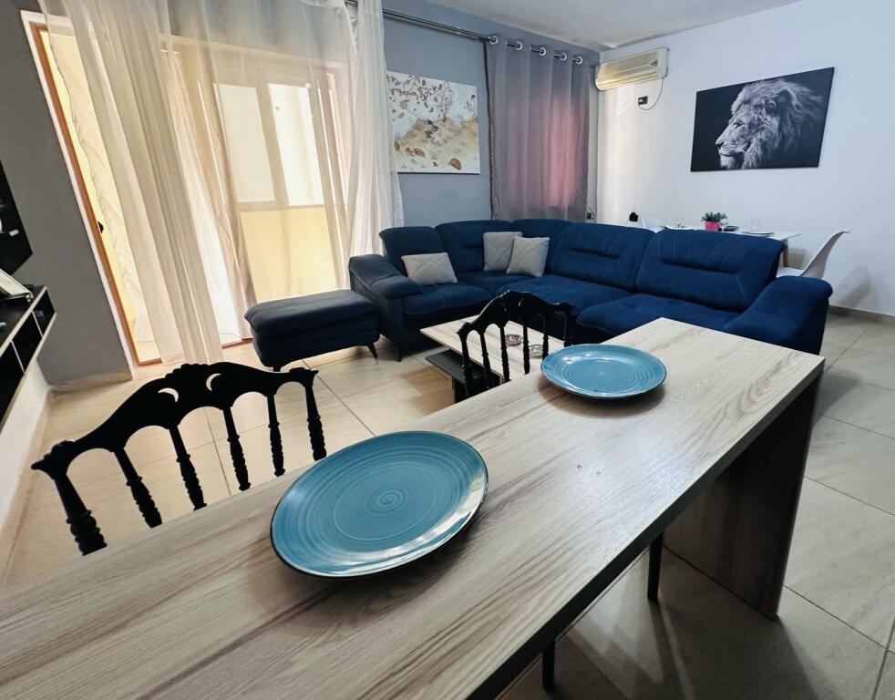 Appartamento 1+1+1 con Balcone in Affitto